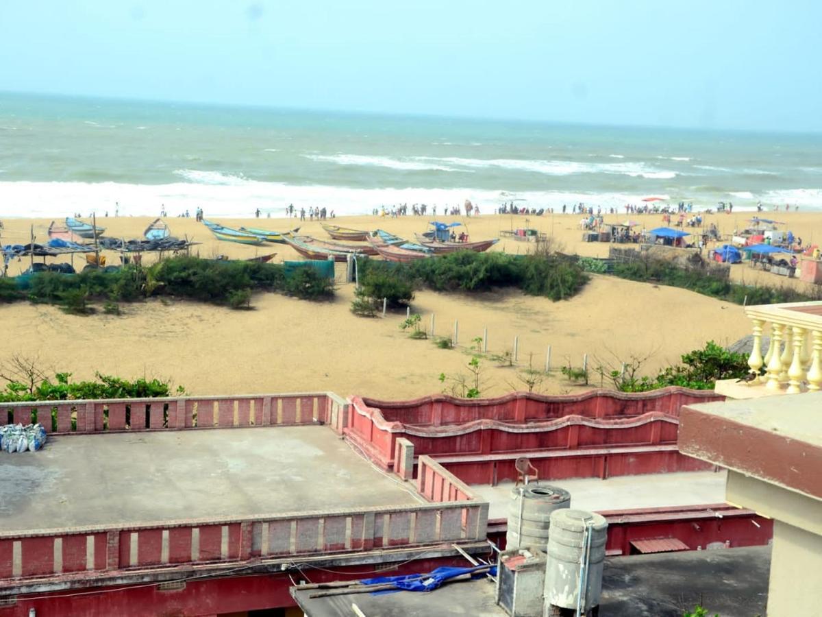Ln Beach Homestay Puri Eksteriør bilde