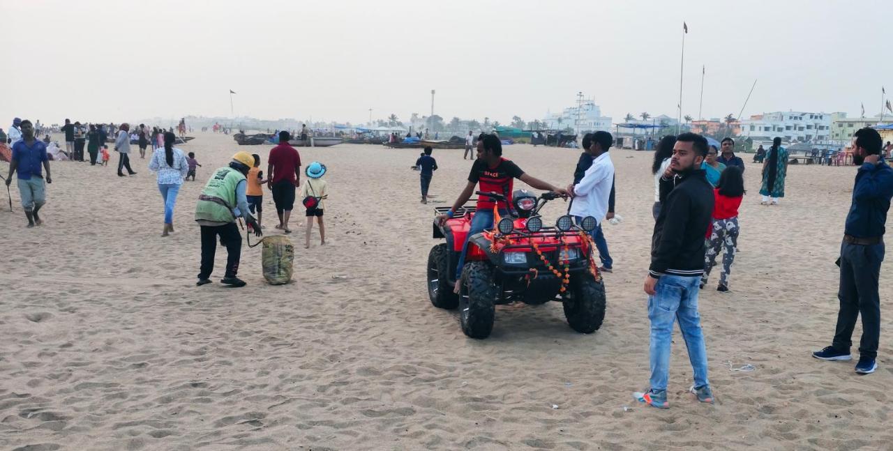 Ln Beach Homestay Puri Eksteriør bilde