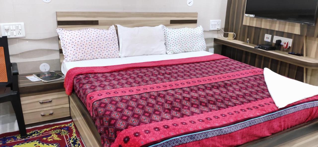 Ln Beach Homestay Puri Eksteriør bilde